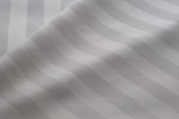 Kussensloop T200 27mm satijnstreep 50% Egyptisch katoen - 50% polyester 65 x 90 cm