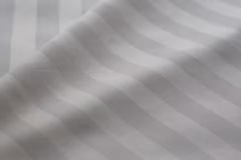 Dekbedovertrek 27mm satijnstreep T200 50% Egyptisch katoen / 50% polyester 240 x 250 cm